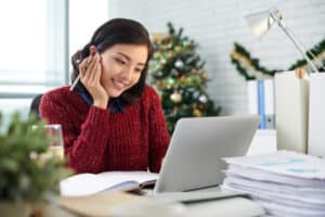 'Tis The Season To Find A New Job!