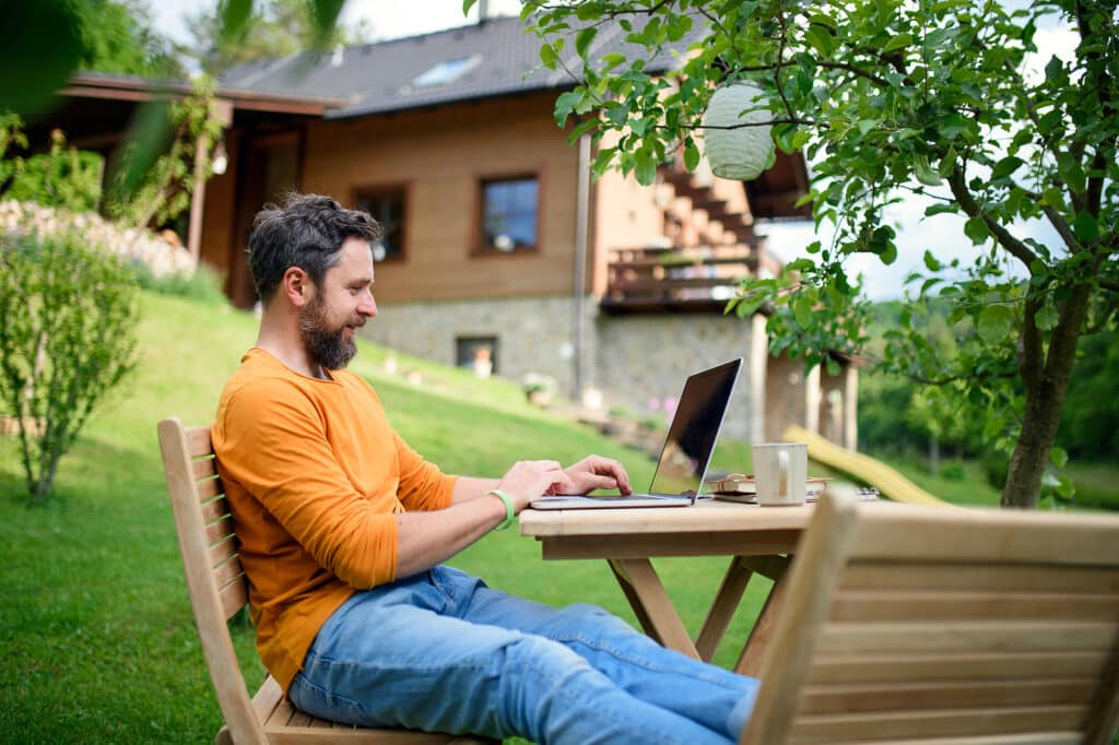 8 Ways To Refresh Your Job Search For Spring