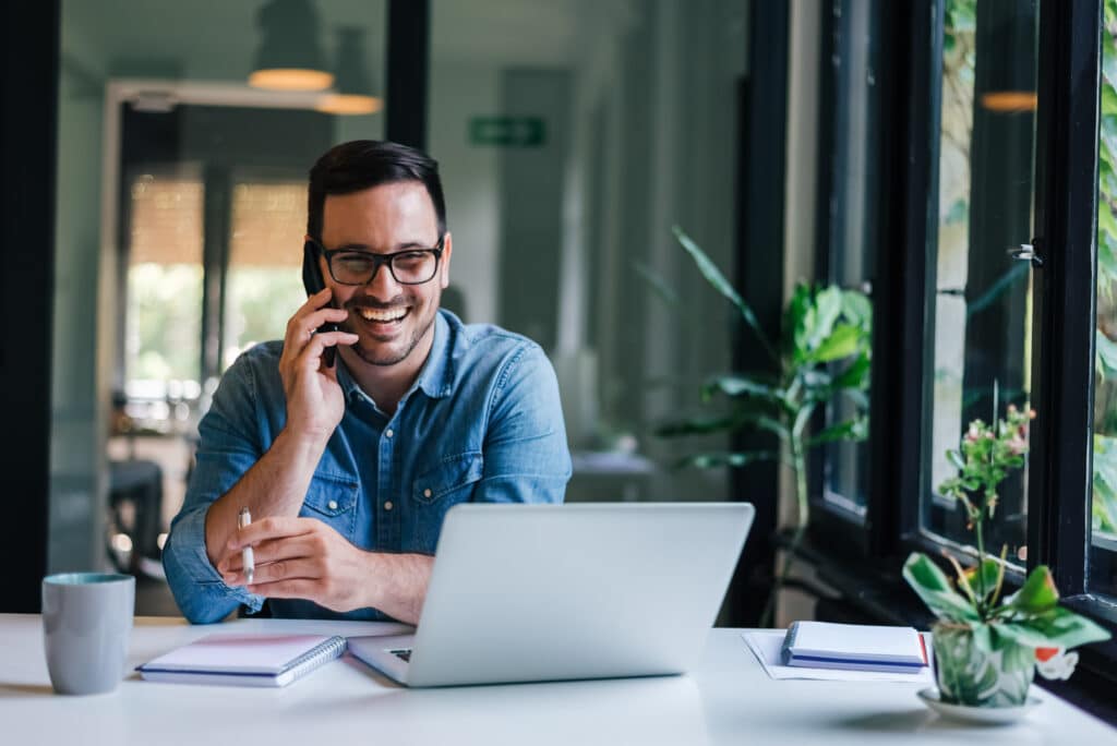 Why You Should Stay In Touch With Your Recruiter