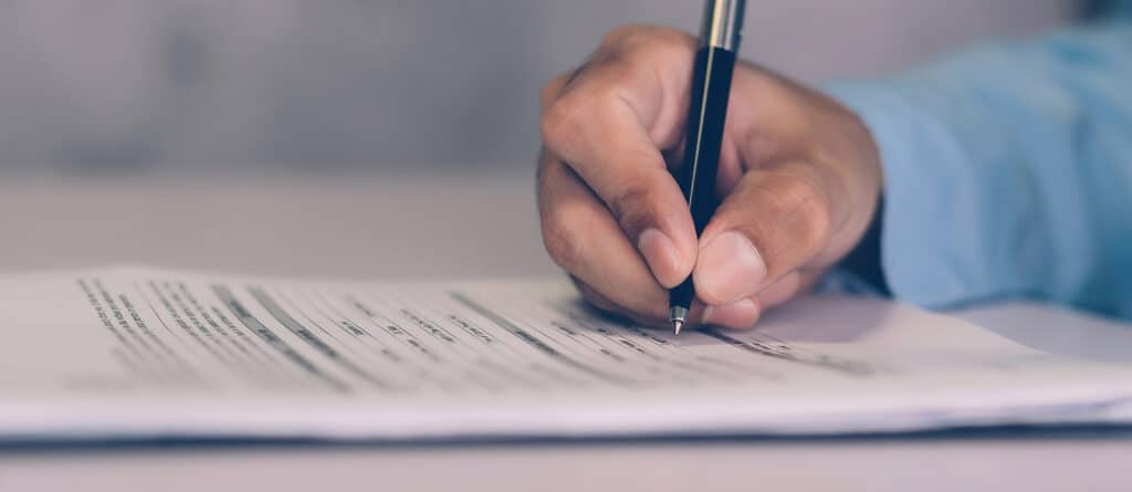 Benefits of Accepting a Contract Position